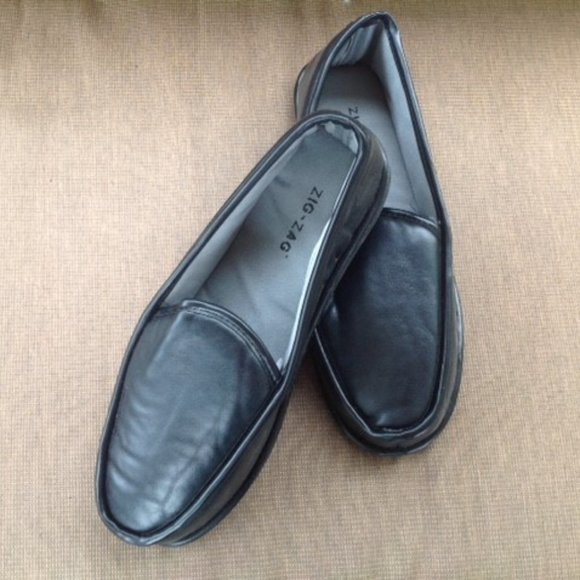CLOSE OUT! BLACK LEATHER LINED SLIPPERS Zig Zag - Picture 3 of 6